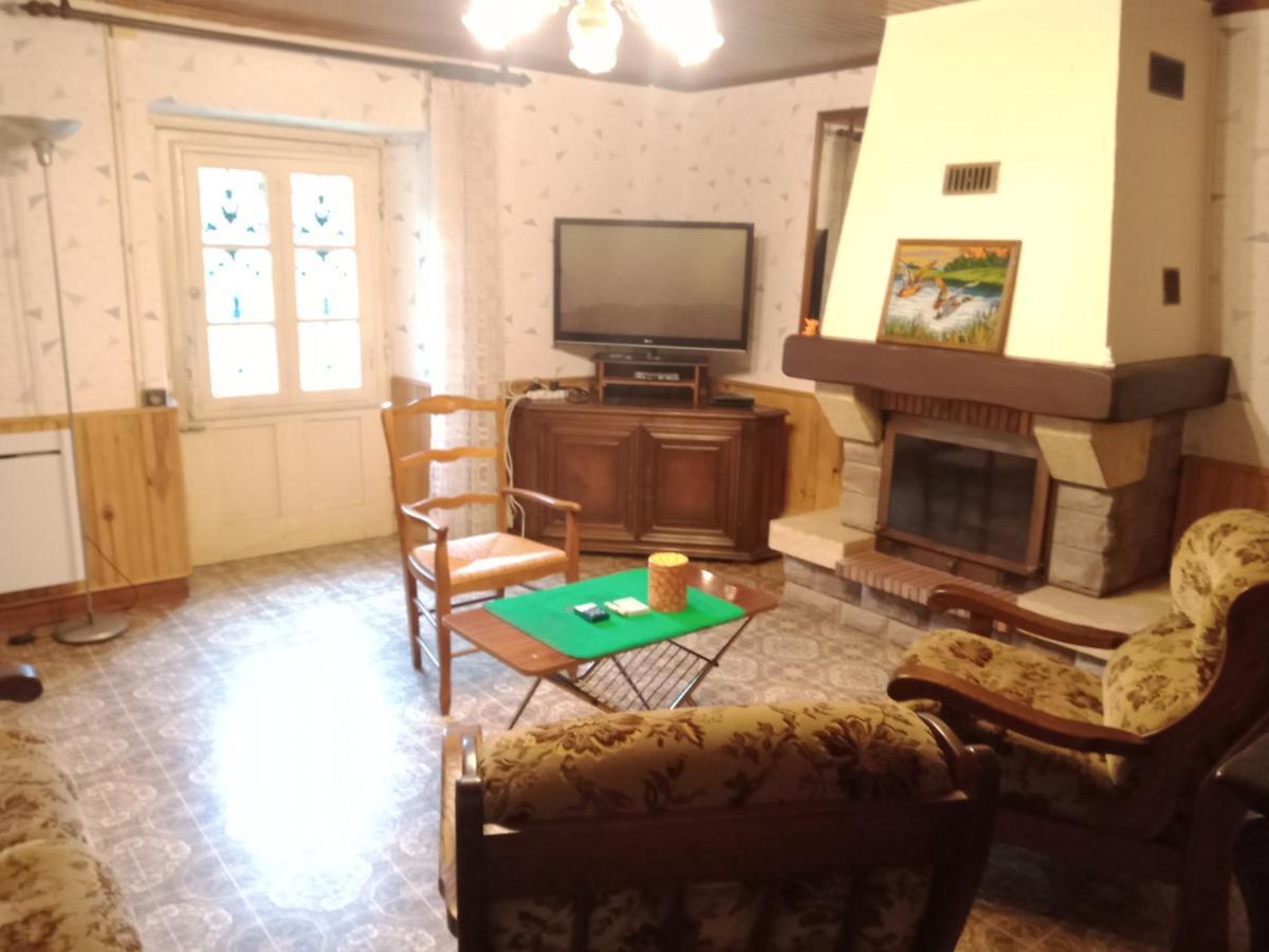 Maison Avec Jardin Entre Cordes/Ciel Et Monesties Salles  Luaran gambar